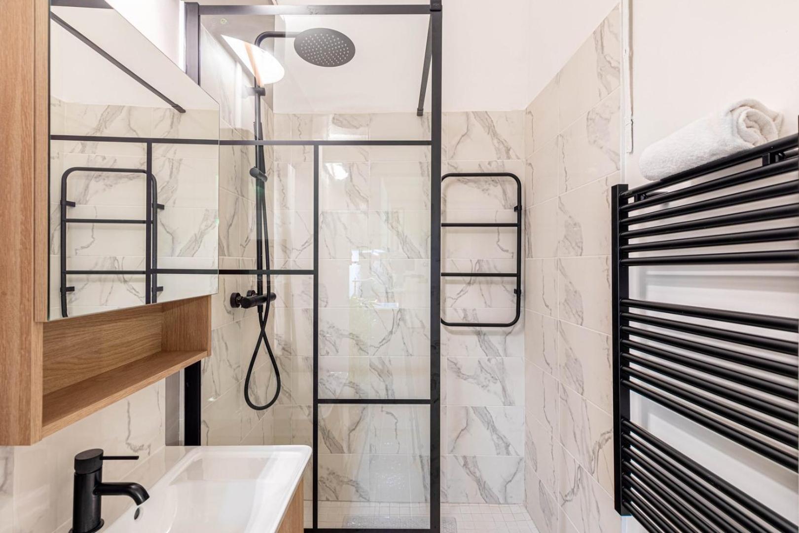 Guestready - Pres De Republique Pour Deux * Paris